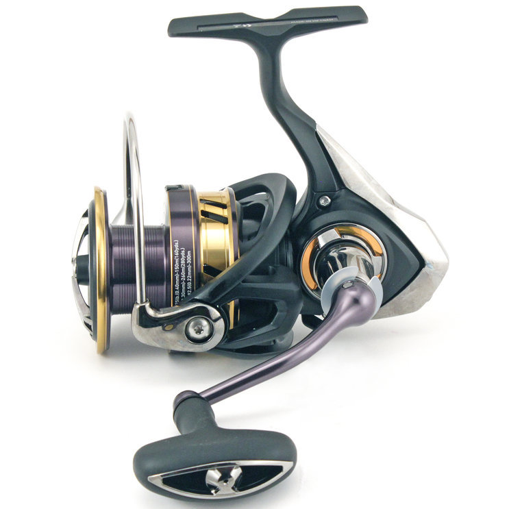 Катушка безынерционная Daiwa 17 Legalis LT 3000-C-XH 10416-306RU , 